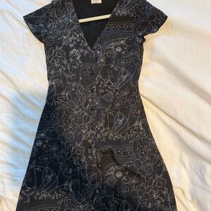 Aritzia Wilfred Nazaire Black printed dress size 0